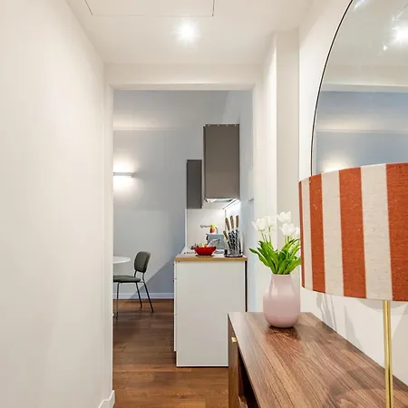 Morosini 21 Elegant In Risorgimento District * מילאנו