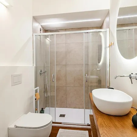 شقة Morosini 21 Elegant In Risorgimento District *