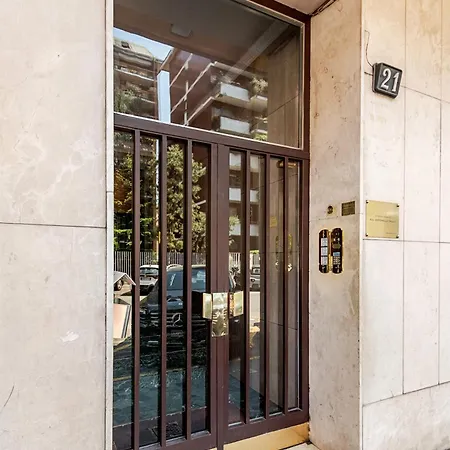 Morosini 21 Elegant In Risorgimento District מילאנו